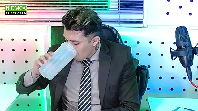 Darko0717 online show from October 27, 11:36 am