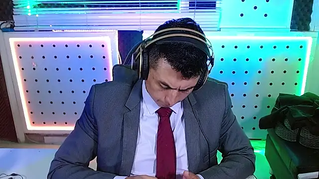 Darko0717 online show from February 17, 3:29 pm