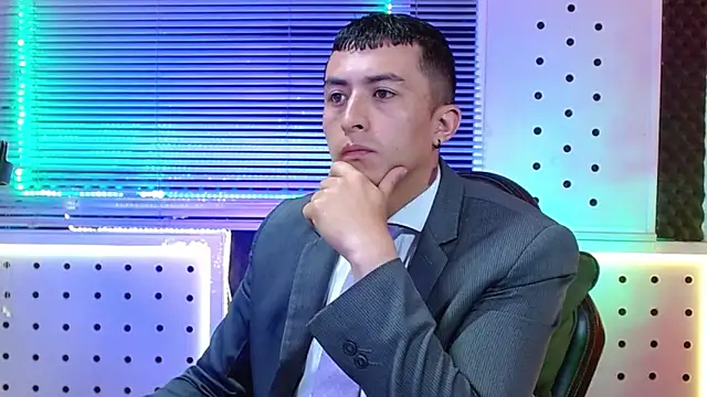 Darko0717 online show from March 3, 11:27 am