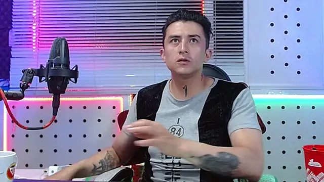 Darko0717 online show from April 27, 12:08 am