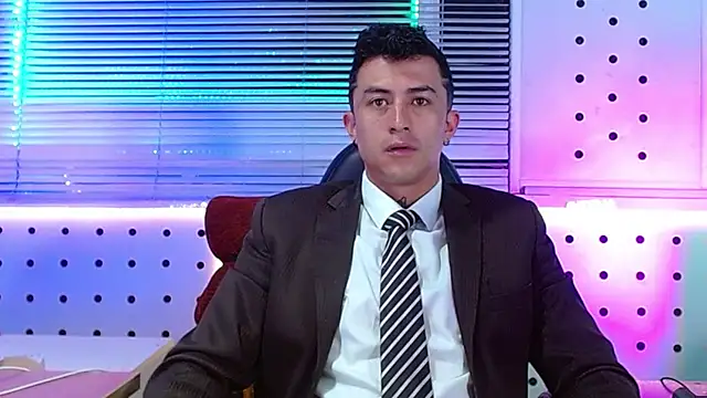 Darko0717 online show from May 28, 11:51 am