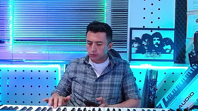 Darko0717 online show from July 4, 3:40 pm