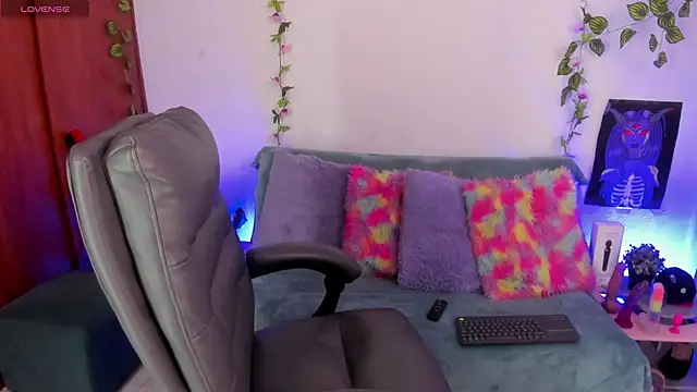 Cata green online show from September 30, 8:14 pm