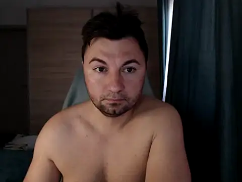 Snapshot of HankMalone chatting on May 4, 3:24 am HankMalone online show from May 4, 3:24 am