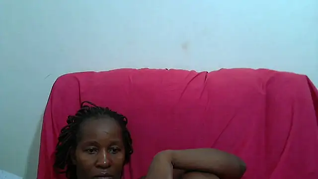 sluttylaura21 online show from February 20, 2:57 pm