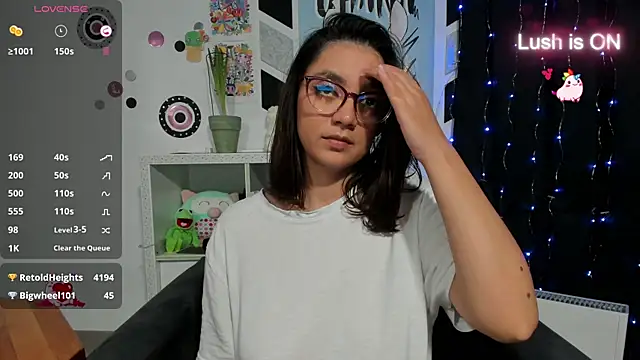 alexysgray online show from December 14, 8:18 pm