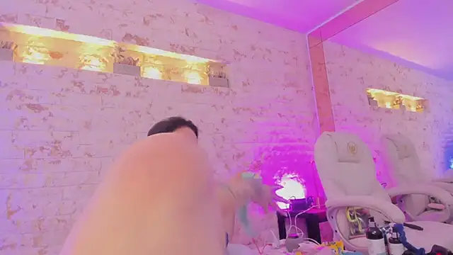 Snapshot of anette_cooper chatting on March 8, 6:43 am anette cooper online show from March 8, 6:43 am