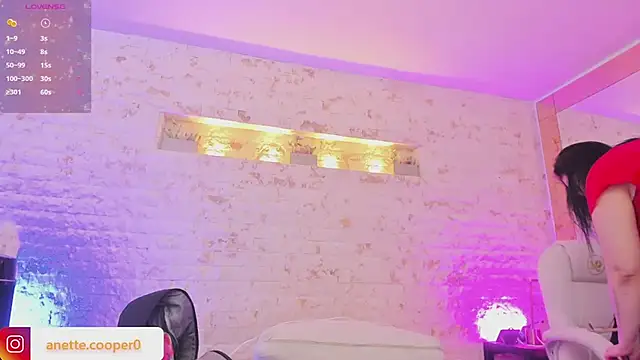 Snapshot of anette_cooper chatting on March 20, 10:10 am anette cooper online show from March 20, 10:10 am