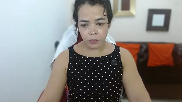 Abril Beltran  online show from September 22, 7:16 pm