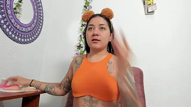 Hanna moore1 online show from January 16, 6:48 pm