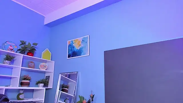 kylie reyes online show from December 5, 12:30 am