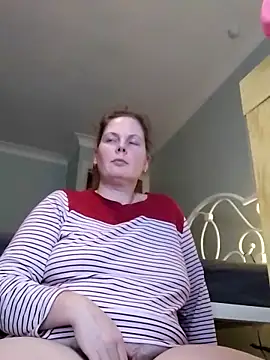 xxSexyBushLinnxx online show from December 7, 8:49 pm