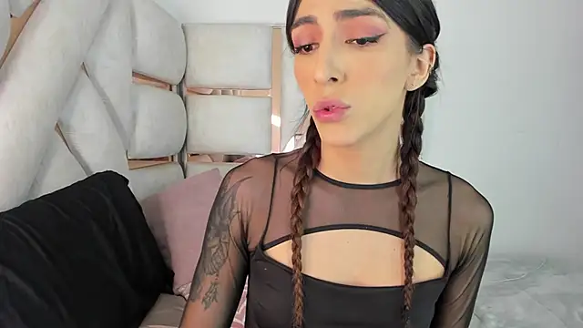 Camila rehabx online show from September 20, 8:04 am