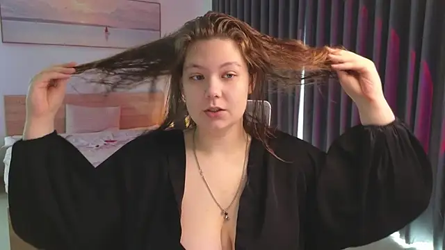 Snapshot of DjennaPalme chatting on May 7, 8:20 am DjennaPalme online show from May 7, 8:20 am