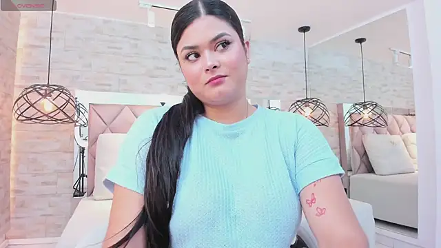 Snapshot of im_mou_ chatting on February 12, 12:33 pm im mou online show from February 12, 12:33 pm