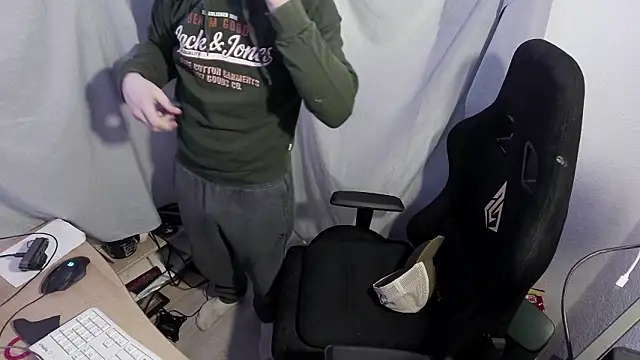 FunBoyPassiv online show from March 17, 7:39 pm