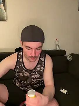 FunBoyPassiv online show from April 4, 12:20 am