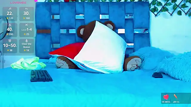 Snapshot of Hakim_prettynigg chatting on January 7, 7:38 pm Hakim prettynigg online show from January 7, 7:38 pm