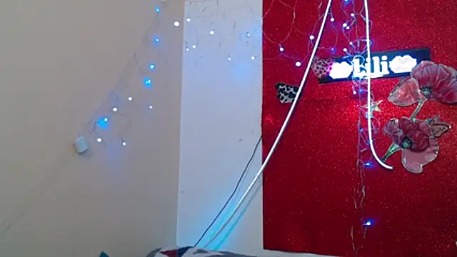 Snapshot of liliimilf chatting on March 15, 3:23 am liliimilf online show from March 15, 3:23 am