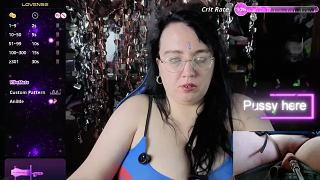 Snapshot of LeonaHarrison chatting on May 21, 11:17 am LeonaHarrison online show from May 21, 11:17 am