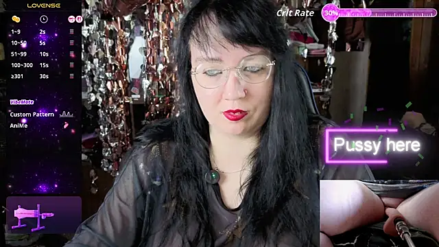 Snapshot of LeonaHarrison chatting on May 25, 5:02 am LeonaHarrison online show from May 25, 5:02 am