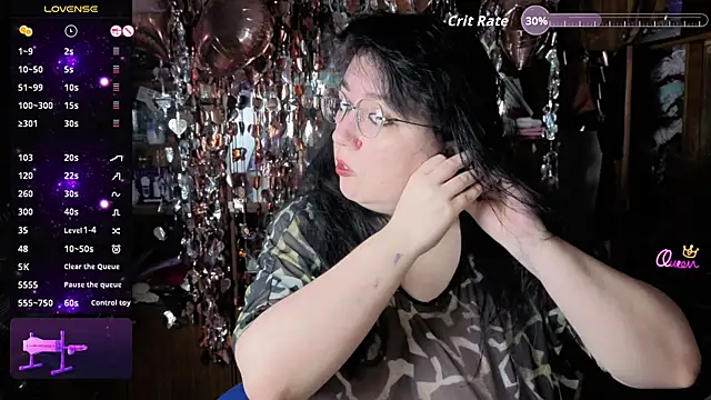 Snapshot of LeonaHarrison chatting on May 31, 1:14 am LeonaHarrison online show from May 31, 1:14 am
