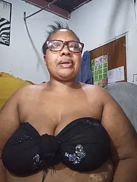 YELLOW BONE online show from June 12, 8:41 pm