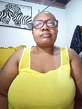 YELLOW BONE online show from July 4, 9:10 pm