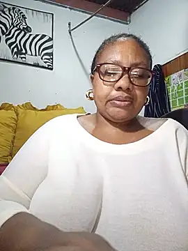 YELLOW BONE online show from July 21, 8:55 pm