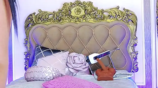 Snapshot of ChanelHarris chatting on February 7, 7:17 pm ChanelHarris online show from February 7, 7:17 pm