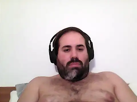 Snapshot of The_Masterxxx14 chatting on February 7, 7:28 pm The Masterxxx14 online show from February 7, 7:28 pm