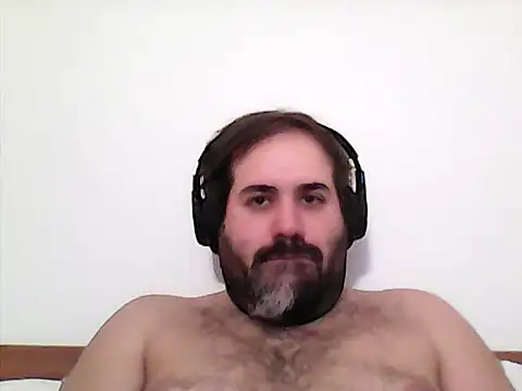 Snapshot of The_Masterxxx14 chatting on February 9, 6:12 pm The Masterxxx14 online show from February 9, 6:12 pm