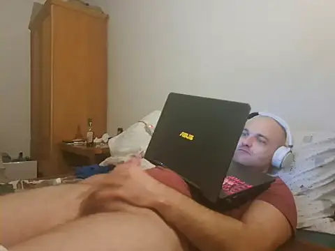 dilosan12345 online show from February 7, 8:31 pm