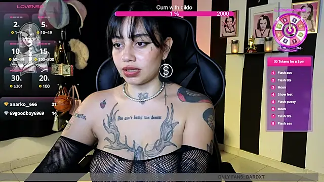 Snapshot of val_bardot chatting on March 19, 8:12 am val bardot online show from March 19, 8:12 am