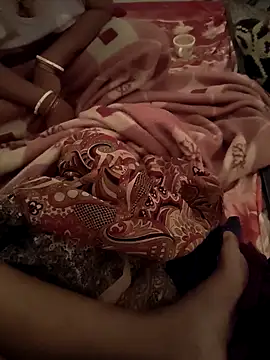 Snapshot of rajstrip12650 chatting on February 5, 2:08 am rajstrip12650 online show from February 5, 2:08 am