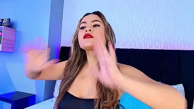 Snapshot of TaylorEvanss chatting on February 5, 11:44 am TaylorEvanss online show from February 5, 11:44 am