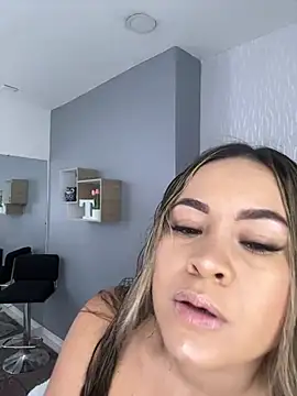 Snapshot of TaylorEvanss chatting on February 19, 12:11 pm TaylorEvanss online show from February 19, 12:11 pm