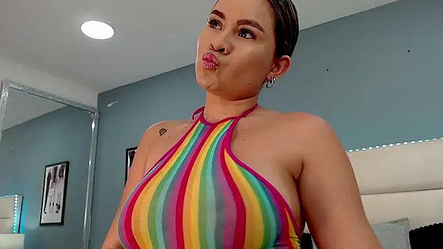 Snapshot of TaylorEvanss chatting on March 14, 11:56 am TaylorEvanss online show from March 14, 11:56 am