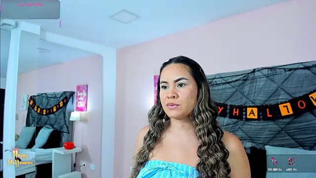 Snapshot of TaylorEvanss chatting on October 14, 8:09 pm TaylorEvanss online show from October 14, 8:09 pm