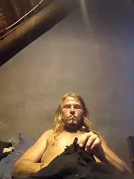 Snapshot of Salted_Playday chatting on January 10, 4:01 am Salted Playday online show from January 10, 4:01 am