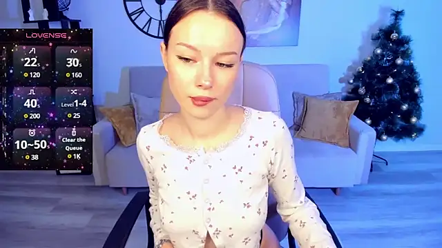 KaitieLove online show from January 8, 8:18 pm
