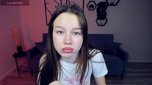 KaitieLove online show from January 29, 11:51 am