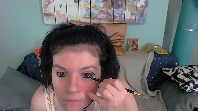 EverlyRays online show from November 8, 12:05 pm