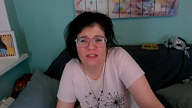 EverlyRays online show from March 16, 10:25 pm