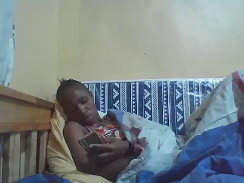 Snapshot of Smillie_prety chatting on March 18, 12:58 am Smillie prety online show from March 18, 12:58 am