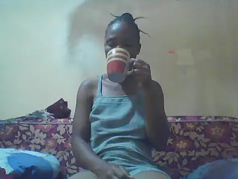 Smillie prety online show from June 10, 6:56 am