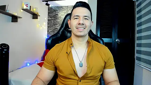 Snapshot of ransoj chatting on January 4, 11:38 pm ransoj online show from January 4, 11:38 pm
