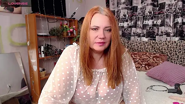 your space online show from December 4, 12:58 pm