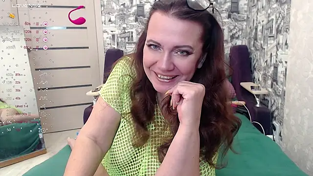 your space online show from December 1, 3:22 am