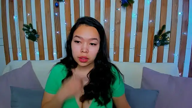 Snapshot of Kris_top_Lee chatting on December 8, 1:46 am Kris top Lee online show from December 8, 1:46 am